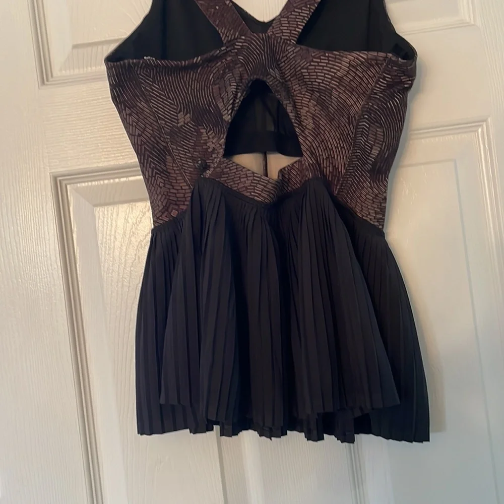 Workout top - Picture 4 of 4